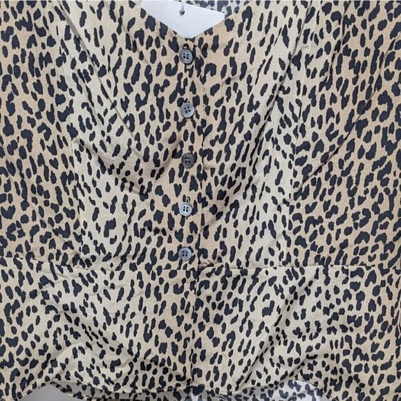 Nwt Frame | Leopard Print Silk Peplum Blouse - Picture 9 of 11